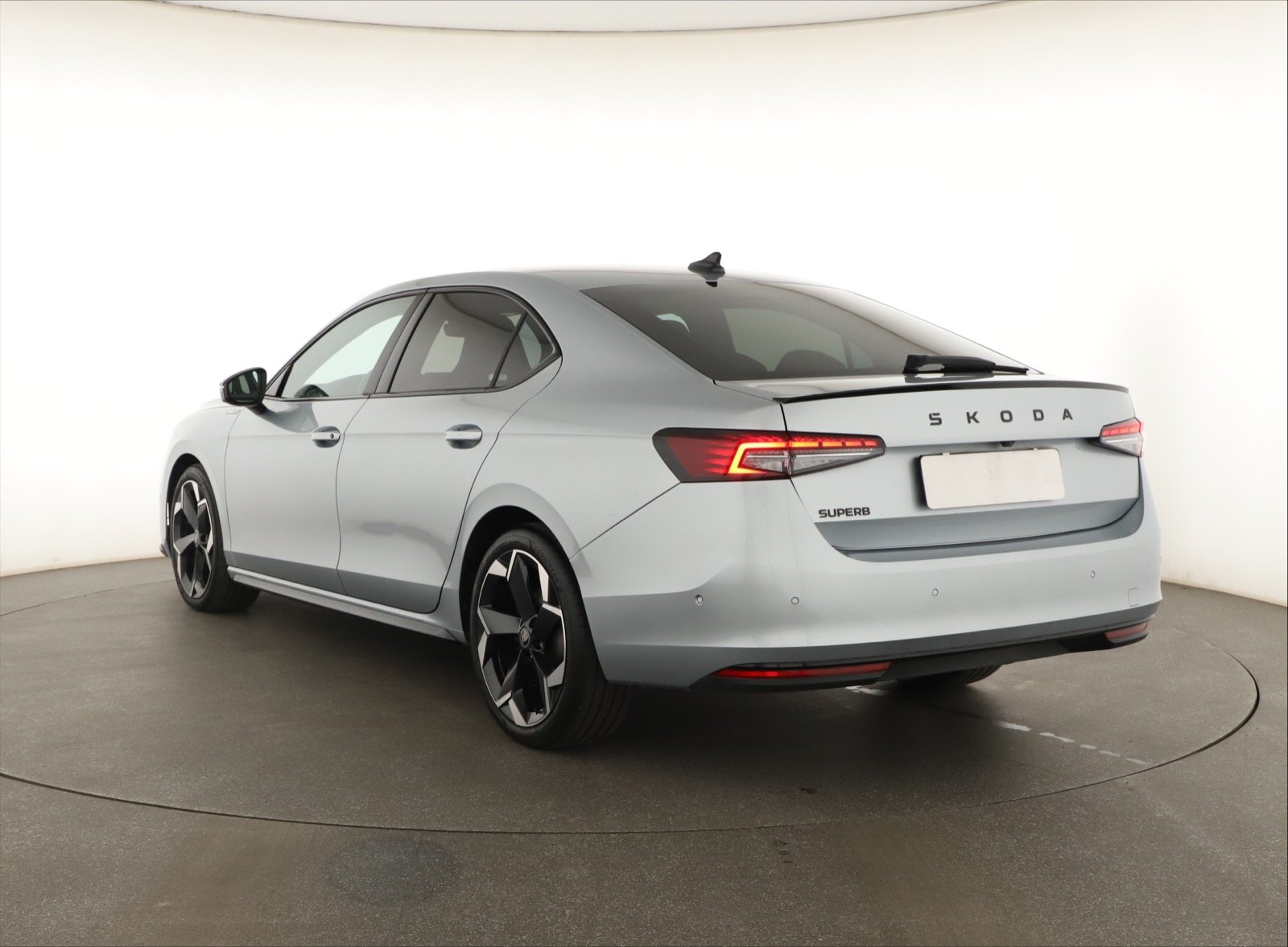 Škoda Superb - 2025