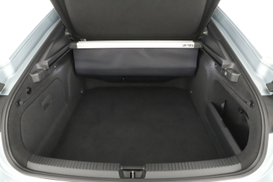Škoda Superb - 2025