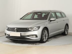 Volkswagen Passat - 2020