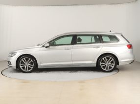 Volkswagen Passat - 2020