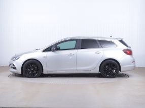 Opel Astra - 2015