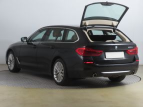 BMW 5 - 2019