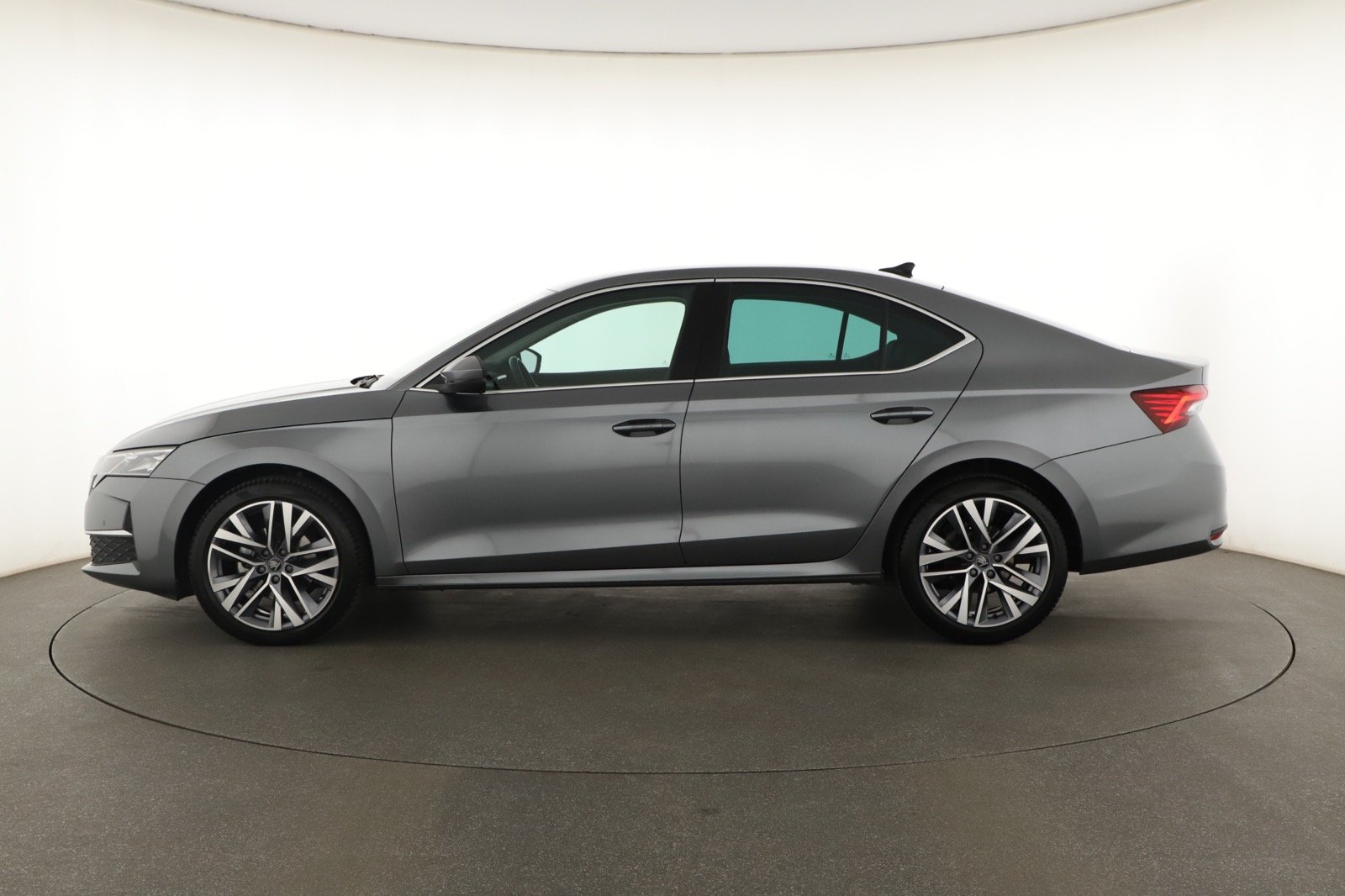 Škoda Octavia - 2025