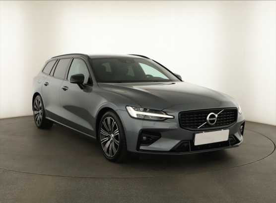 Volvo V60 B4