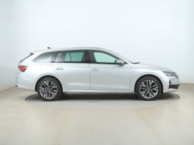 Škoda Octavia - 2025