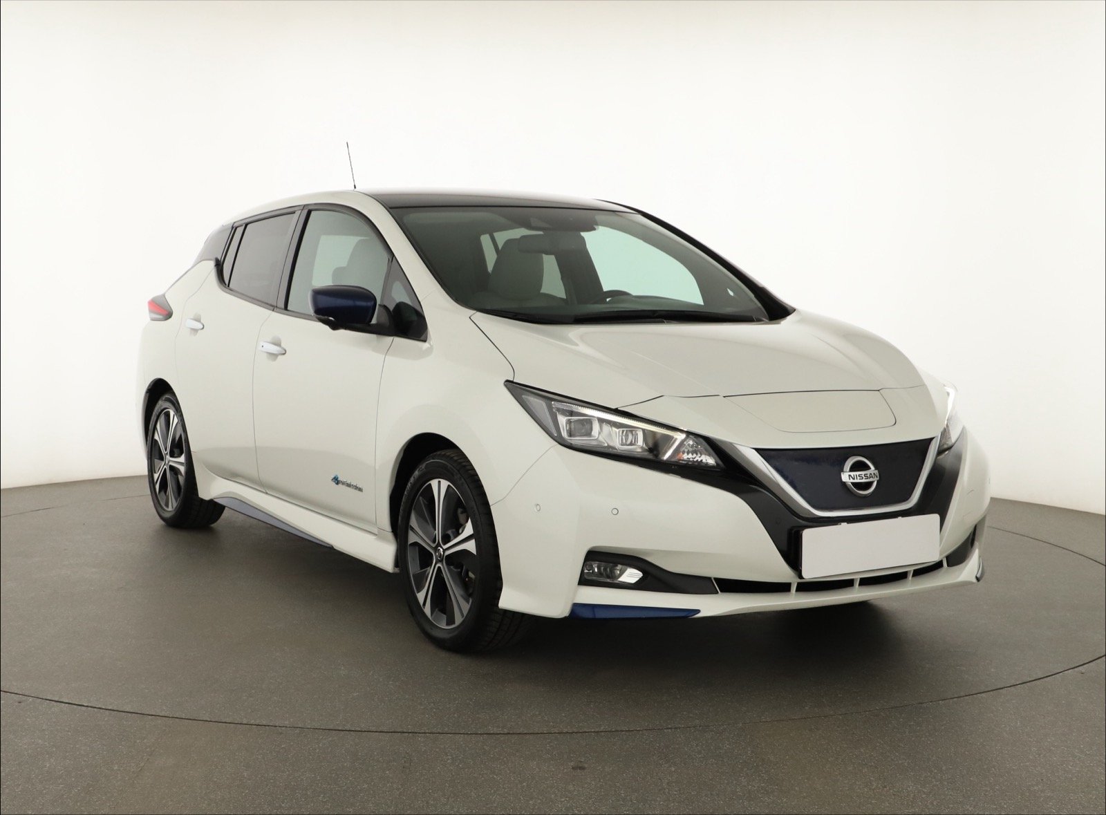 Nissan Leaf 2018 40 kWh 59869km Hatchback