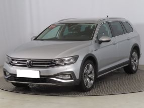 Volkswagen Passat - 2021