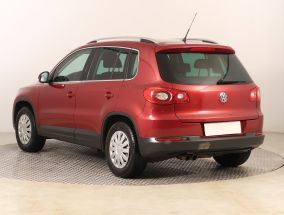 Volkswagen Tiguan - 2010