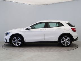 Mercedes-Benz GLA - 2019