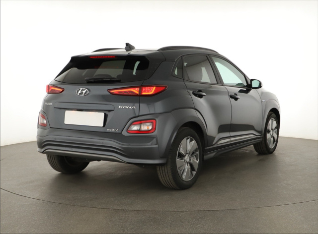 Hyundai Kona Electric 64 kWh