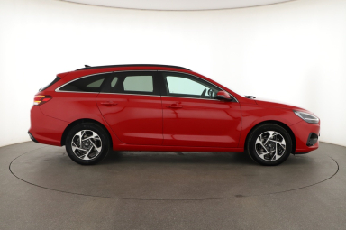 Hyundai i30 - 2025