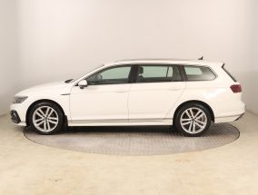 Volkswagen Passat - 2020
