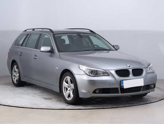 BMW 5 2004