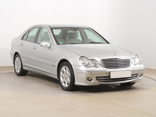 Mercedes-Benz C 2006