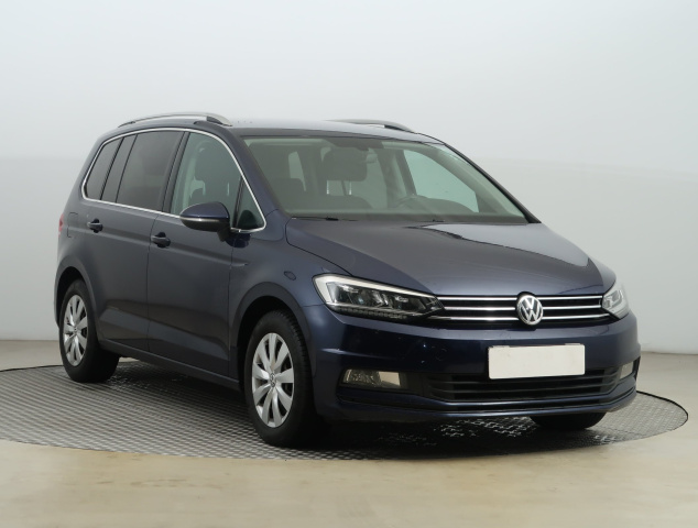 Volkswagen Touran 2016