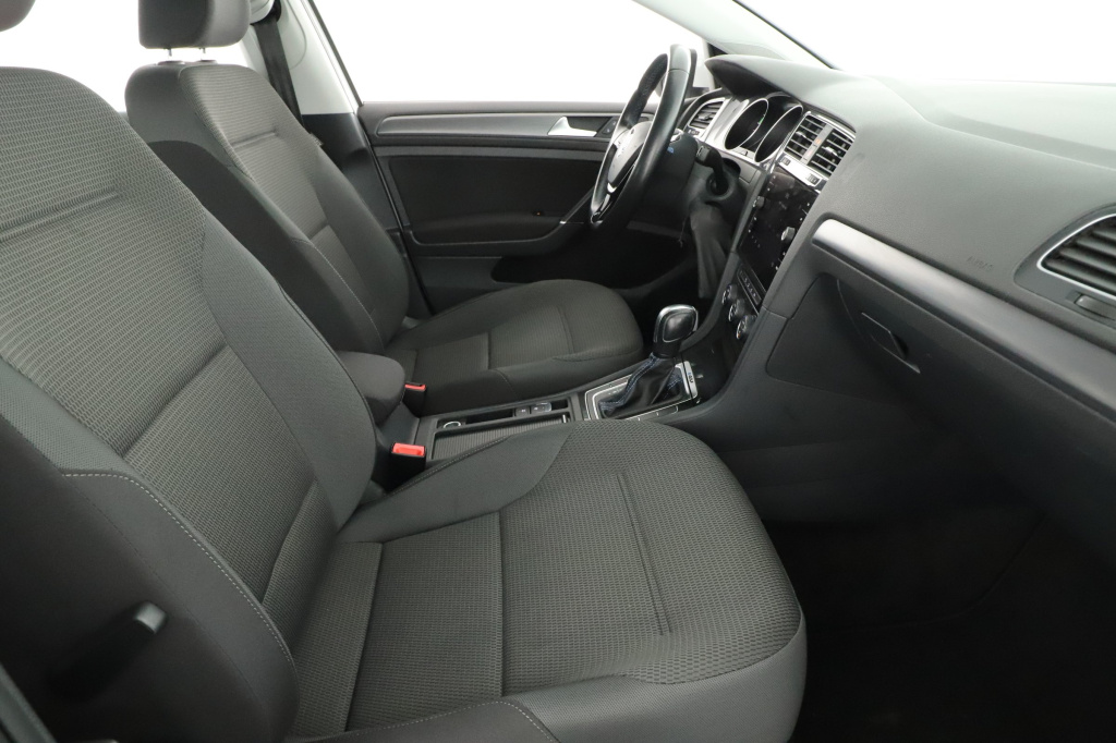 Volkswagen e-Golf