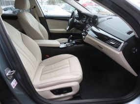 BMW 5 - 2019