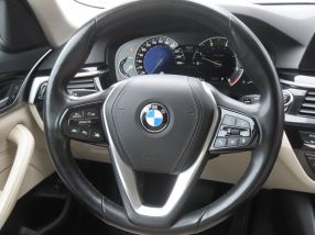 BMW 5 - 2019