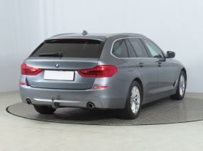 BMW 5 - 2019