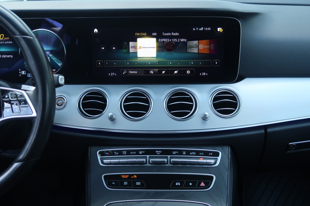 Mercedes-Benz E