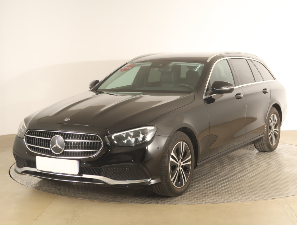 Mercedes-Benz E
