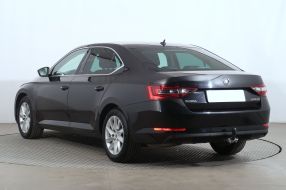 Skoda Superb - 2019