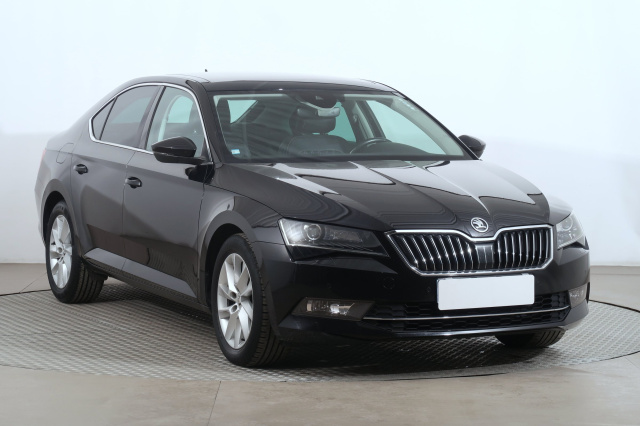 Škoda Superb 2019