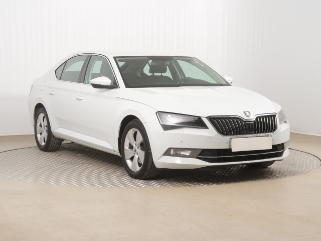 Škoda Superb, 2017