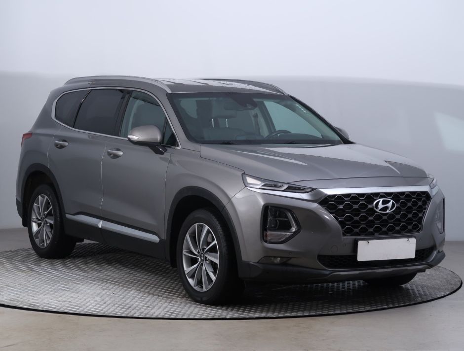 Hyundai Santa Fe - 2020