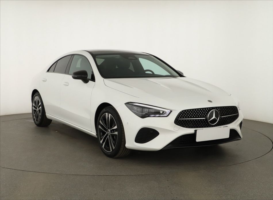 Mercedes-Benz CLA - 2025