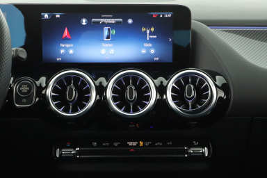 Mercedes-Benz GLA - 2025