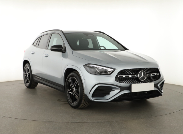 Mercedes-Benz GLA 2025