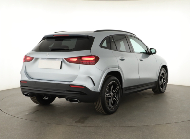 Mercedes-Benz GLA - 2025