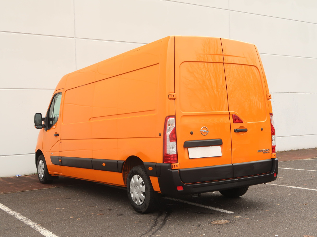 Opel Movano