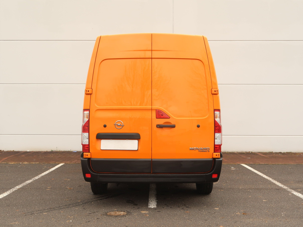 Opel Movano