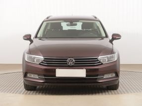 Volkswagen Passat - 2015