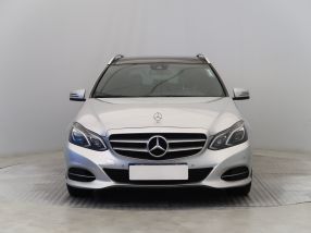 Mercedes-Benz E - 2013