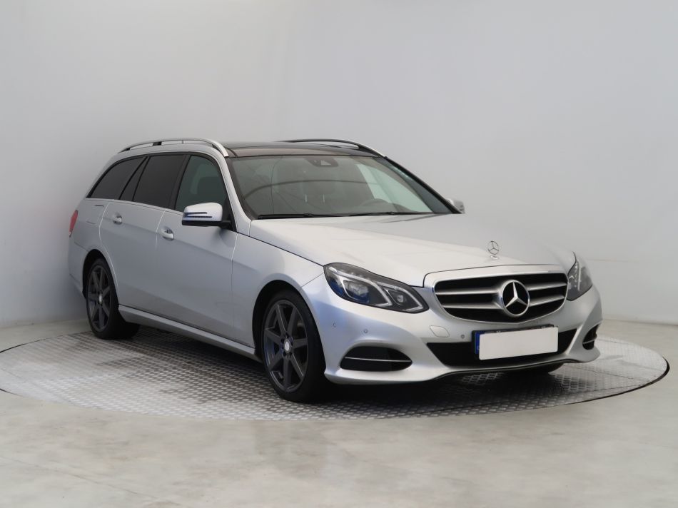 Mercedes-Benz E - 2013