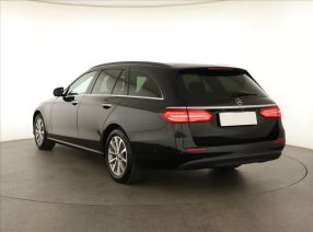 Mercedes-Benz E - 2018