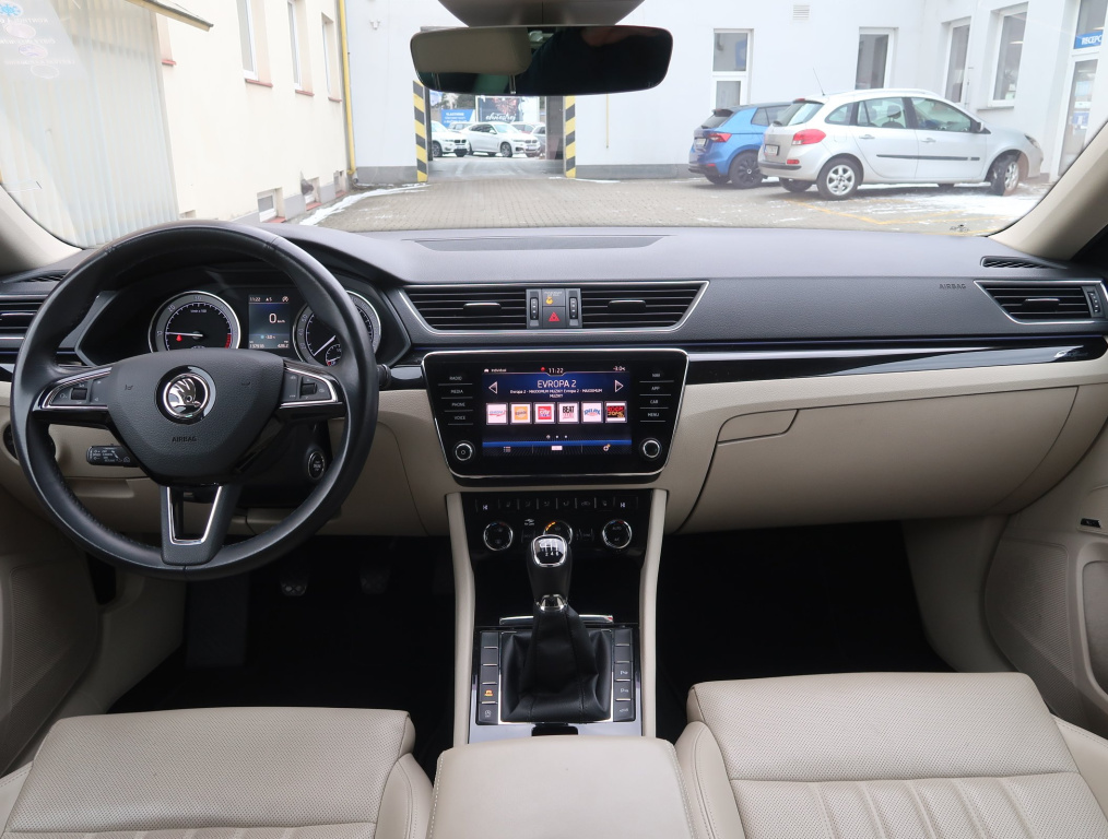 Škoda Superb