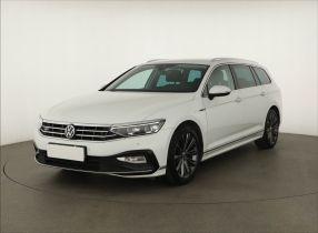 Volkswagen Passat - 2020