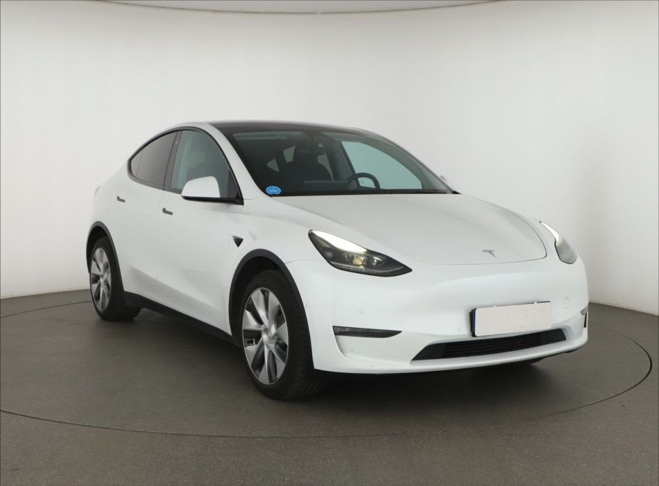 Tesla Model Y - 2022