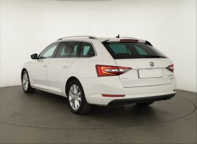 Skoda Superb - 2019