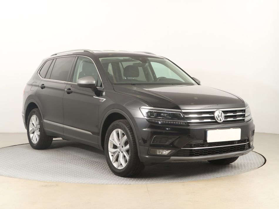 Volkswagen Tiguan Allspace - 2021