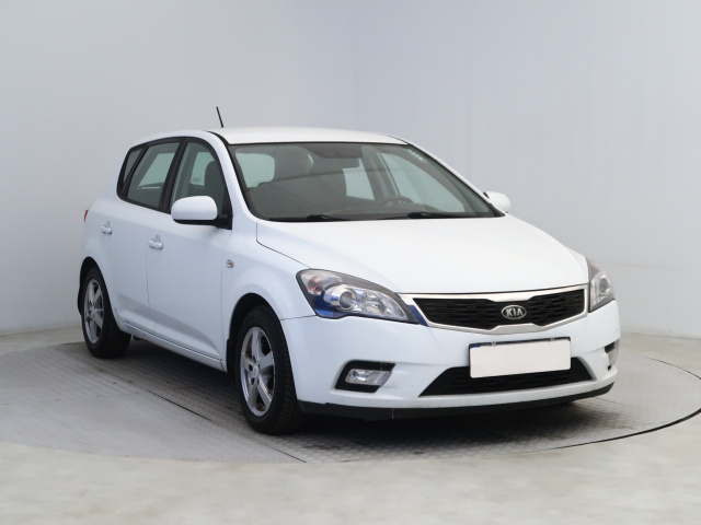 Kia Ceed, 2012