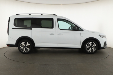 Ford Tourneo Connect - 2025