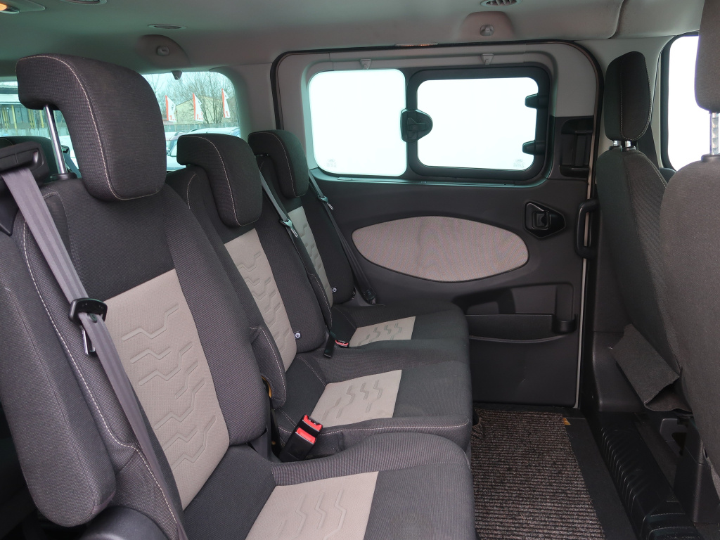 Ford Tourneo Custom