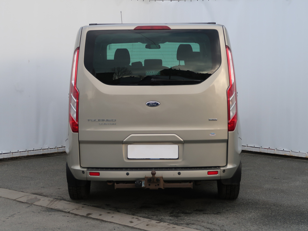 Ford Tourneo Custom