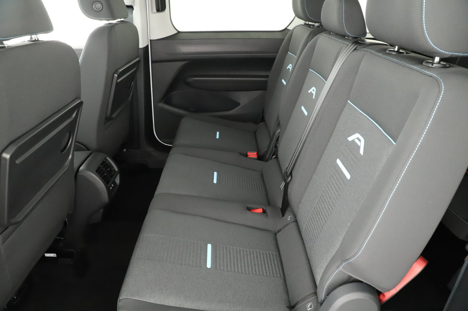 Ford Tourneo Connect - 2025