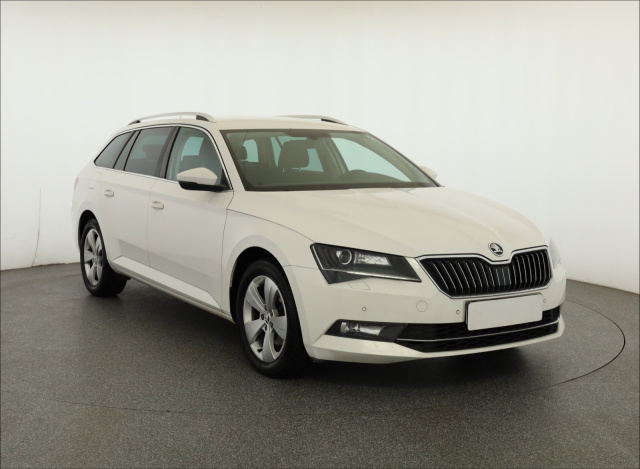Škoda Superb 2017